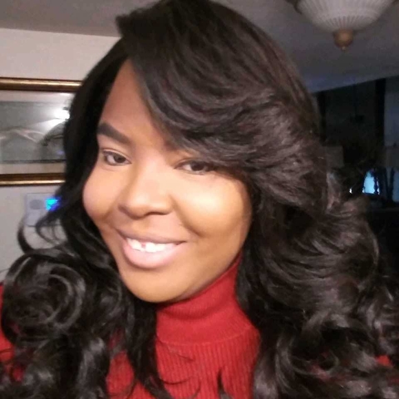 Meet your Posher, Darcel - Picture 1 of 1